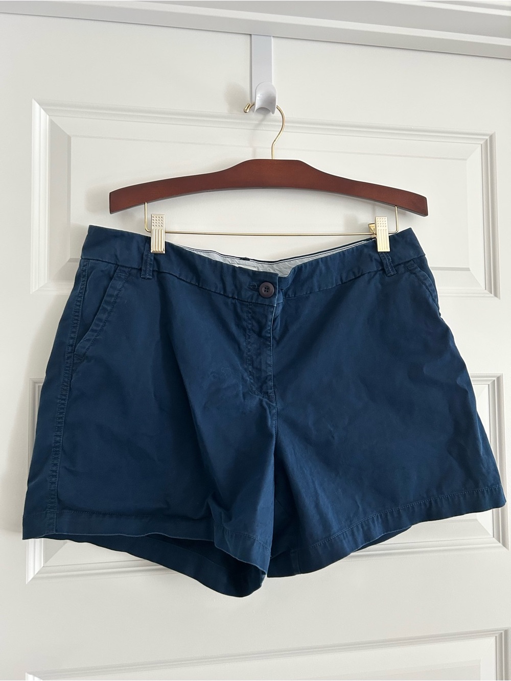 Crown and Ivy Blue Shorts Size 16